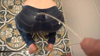 Desperate Pee in Jeans next He Pee on My Butt