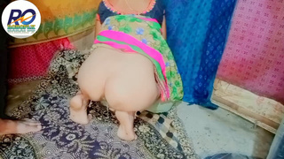 Desi brother-in-law got me a chance and did a lot of chudai, picking up the booty, Hindi audio,