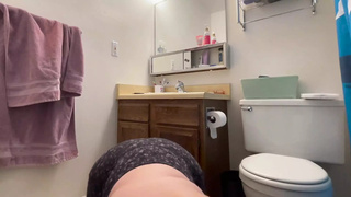 Stepmom Is in the Bathroom to Lick Your Morning Wood Bj on Her Knees to Wake You up V215