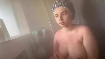 Chubby meaty BIG BEAUTIFUL WOMAN taking a shower