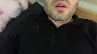 Sexy Cumming - Very Alluring Solo Male Face