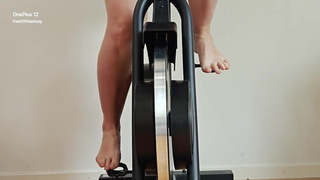 Cycle with me and my bareback feet