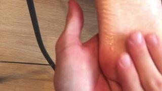 Cute Oil Footjob And A Massage For My Girlfriend%27s Pretty Legs - FootRelaxxx